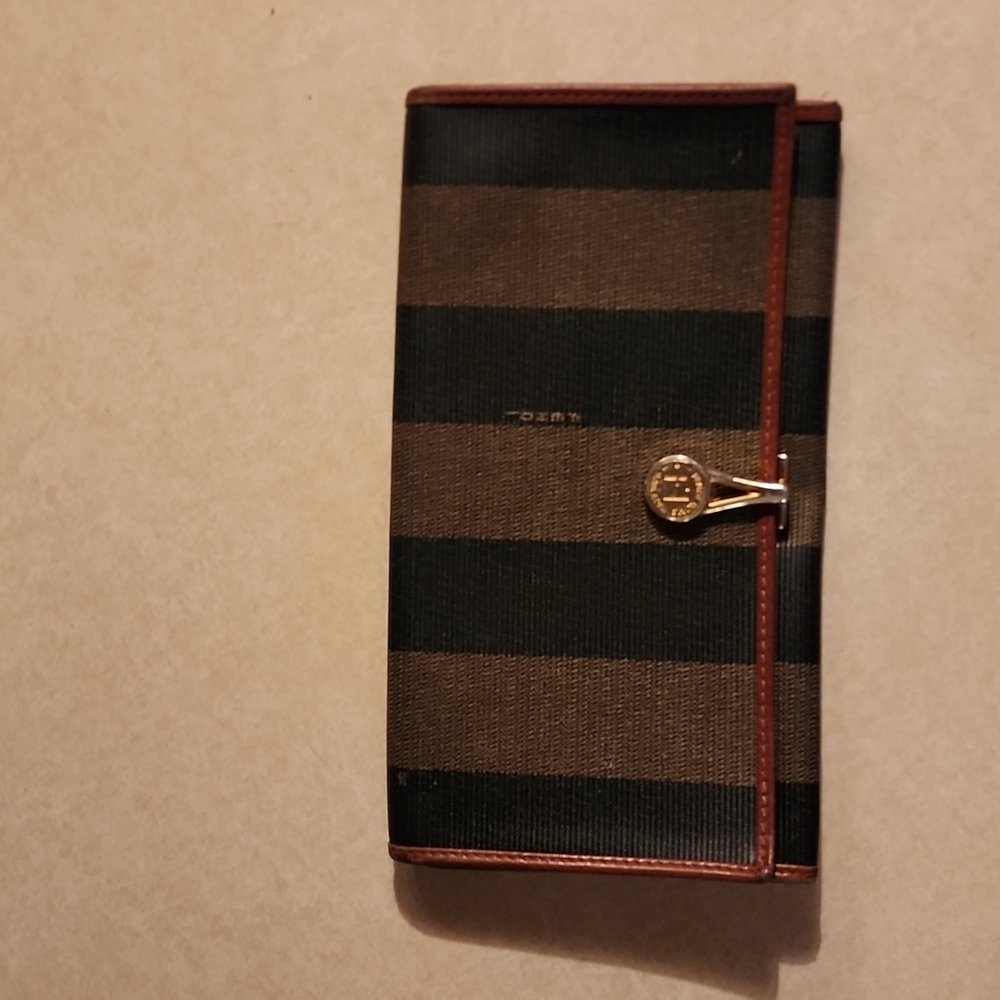 Vintage Fendi Pequin Wallet
